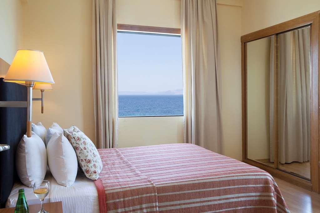 Hotel Ramada By Wyndham, Athens Club Attica Riviera Néa Mákri Pokój zdjęcie