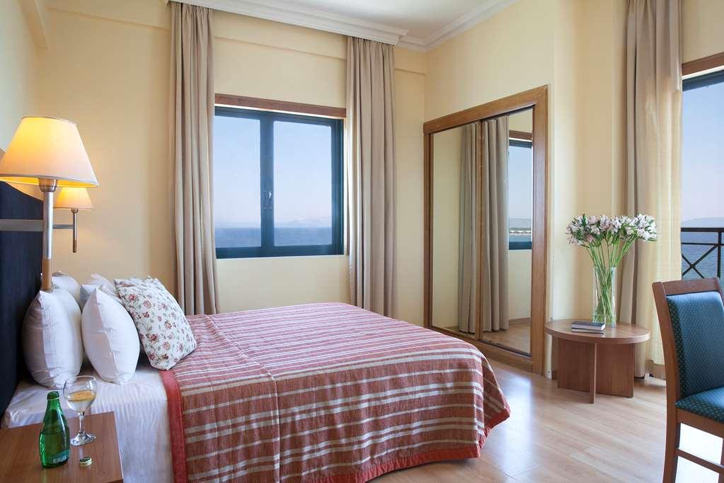 Hotel Ramada By Wyndham, Athens Club Attica Riviera Néa Mákri Pokój zdjęcie