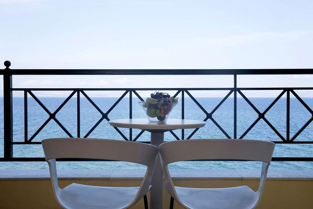 Hotel Ramada By Wyndham, Athens Club Attica Riviera Néa Mákri Pokój zdjęcie